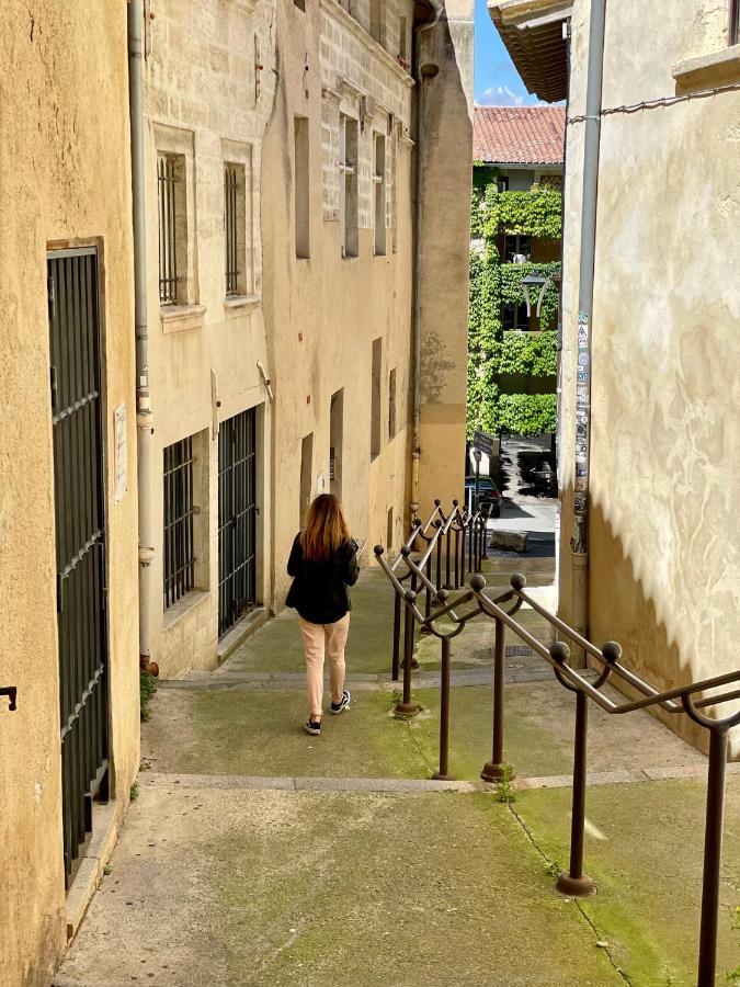 Appartement Aux Pieds Du Palais Des Papes. Avignon Eksteriør bilde