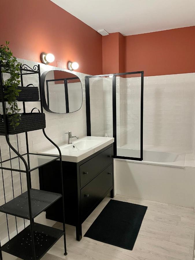 Appartement Aux Pieds Du Palais Des Papes. Avignon Eksteriør bilde
